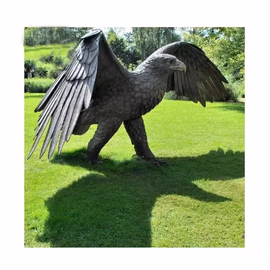 Hot Sale Bronze Eagle Statue Standing on a Fish for Garden Decor